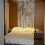 Hotel Carcani By Ketty & Tommy 3*