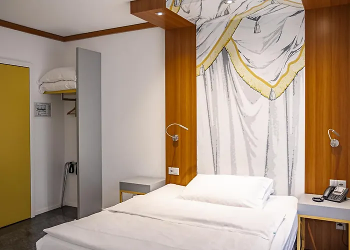 فندق Carcani By Ketty & Tommy 3*